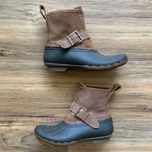 Fleece lined Sperry Low Ankle Snow Boots
